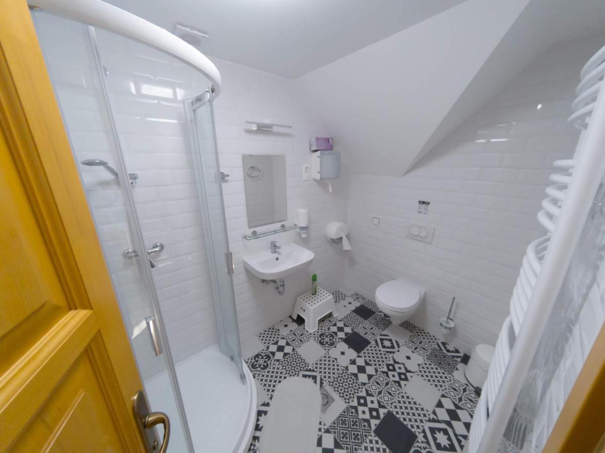 Kun Pista Vendeghaz Otel Vertesboglar Dış mekan fotoğraf