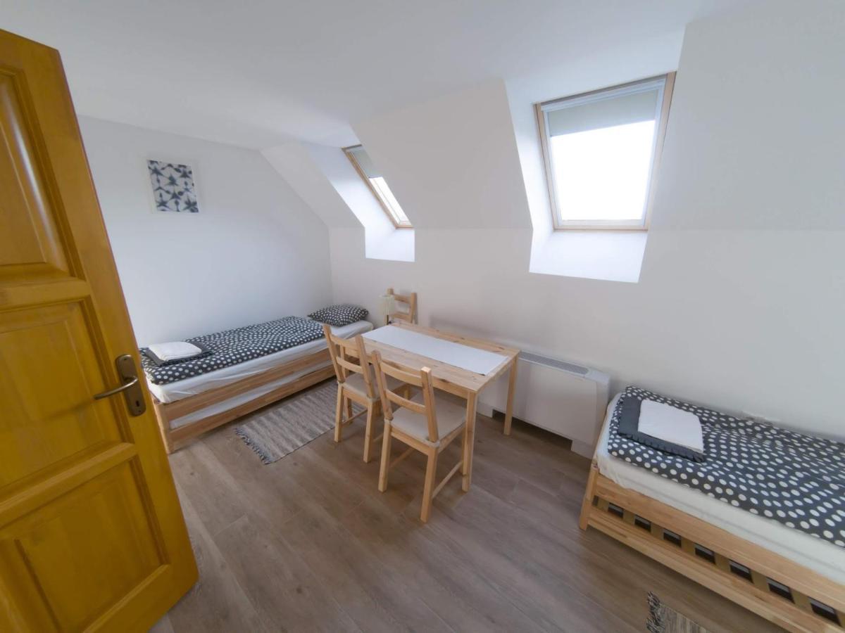 Kun Pista Vendeghaz Otel Vertesboglar Dış mekan fotoğraf