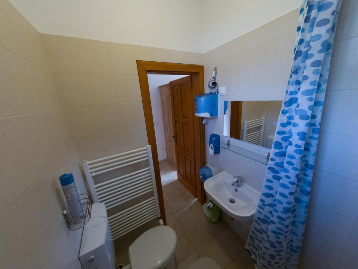 Kun Pista Vendeghaz Otel Vertesboglar Dış mekan fotoğraf