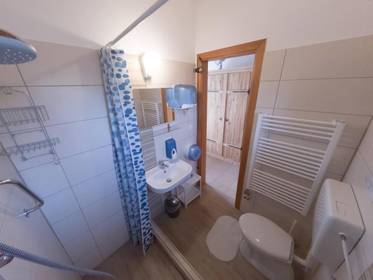 Kun Pista Vendeghaz Otel Vertesboglar Dış mekan fotoğraf