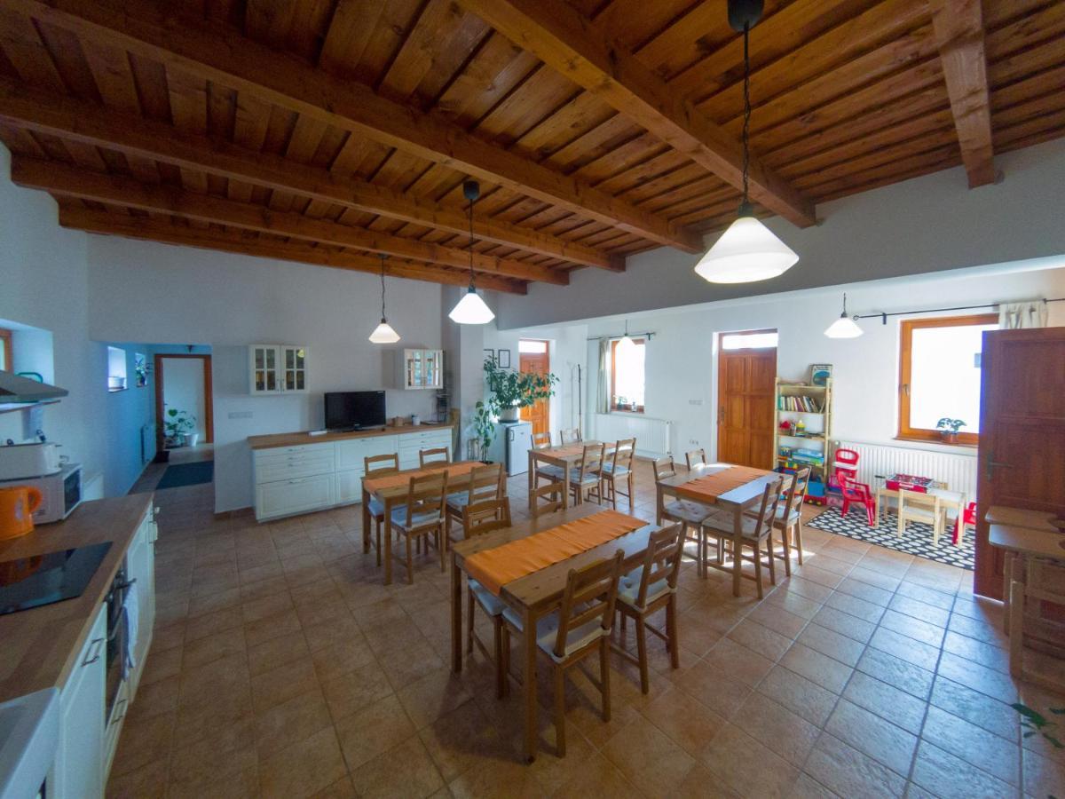 Kun Pista Vendeghaz Otel Vertesboglar Dış mekan fotoğraf